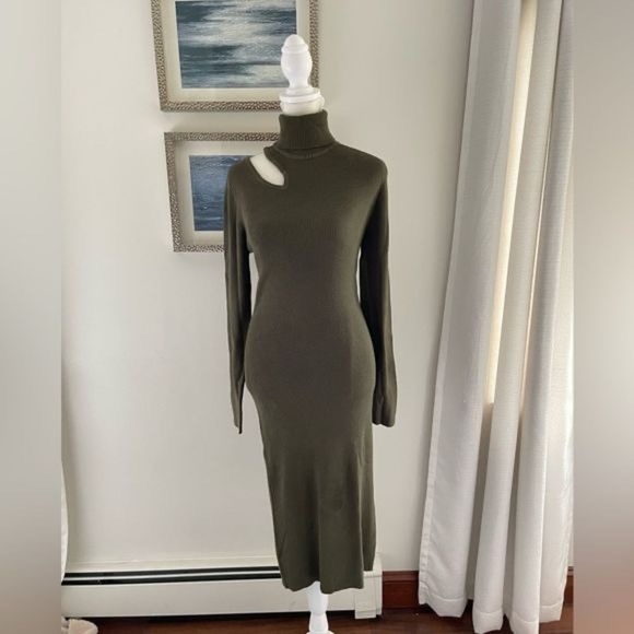 Venus Forest Green Cut out MIDI Bodycon dress Size Small - Picture 1 of 11